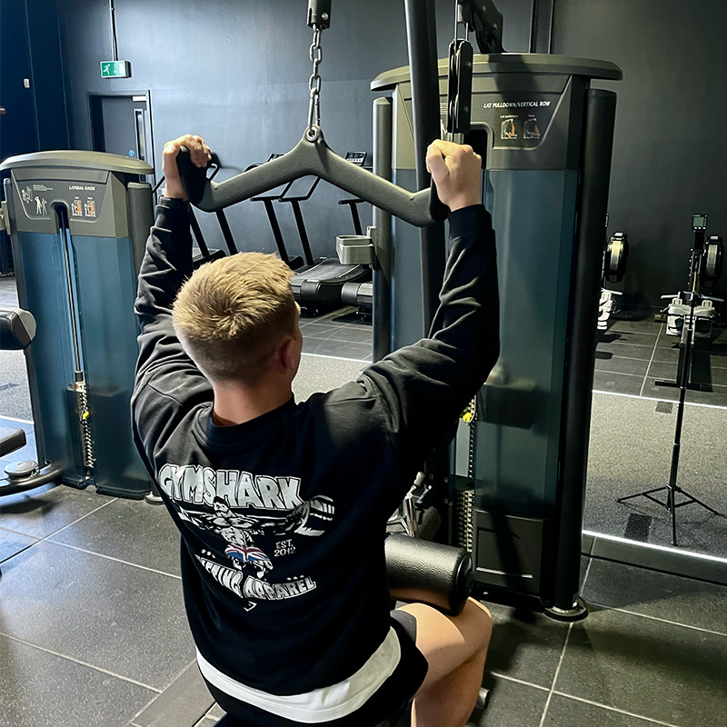 Lat Pulldown Attachment user